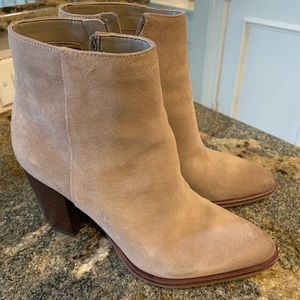 Sam Edelman camel suede booties size 9